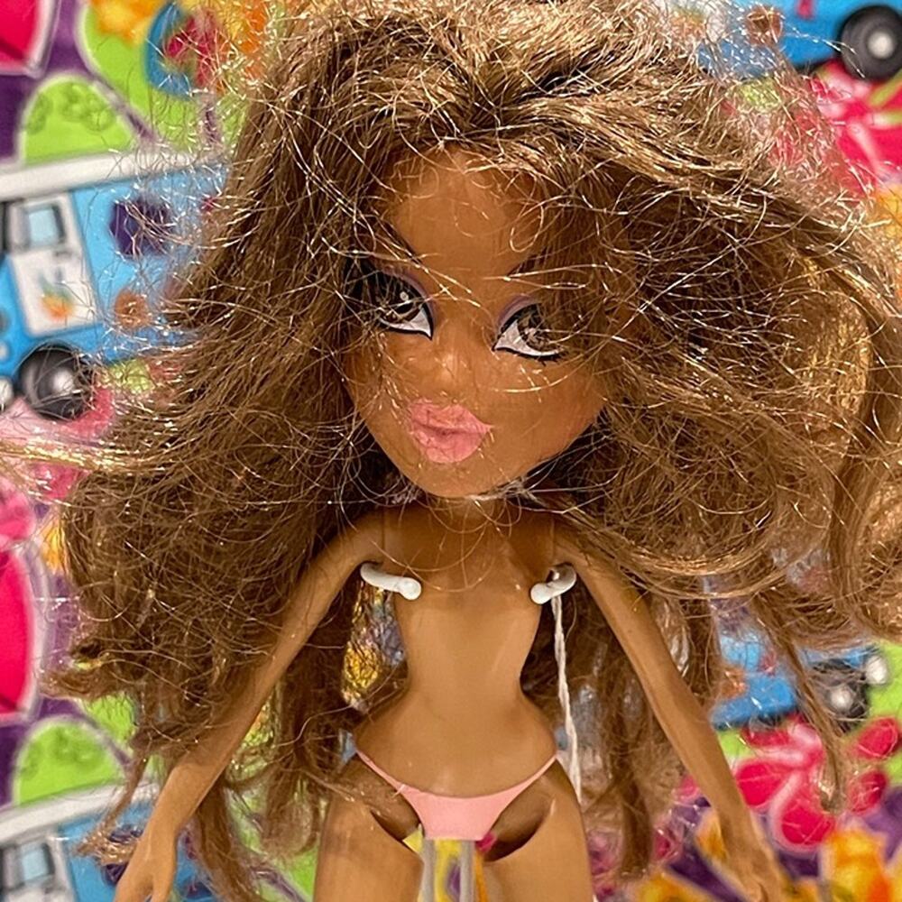 Bratz Yasmin Selfie Snaps Doll Legs Bend - #83D (Lot 3) Nude Fashion Doll Only